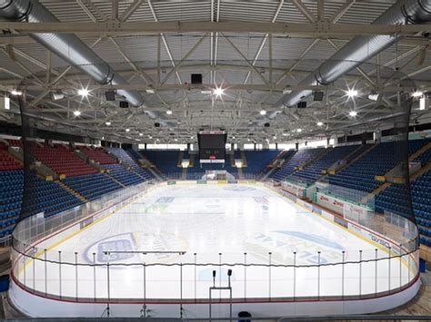 hardwaldturm|Kloten Zentrum und Stadion Schluefweg